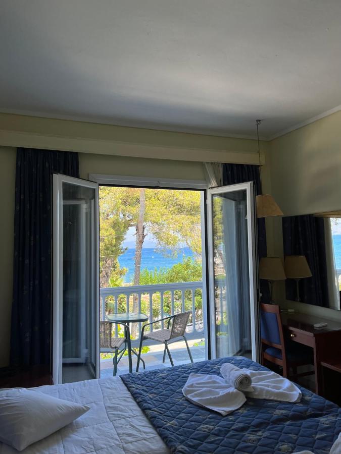 Theodorou Beach Hotel Apartments Псалиди Екстериор снимка
